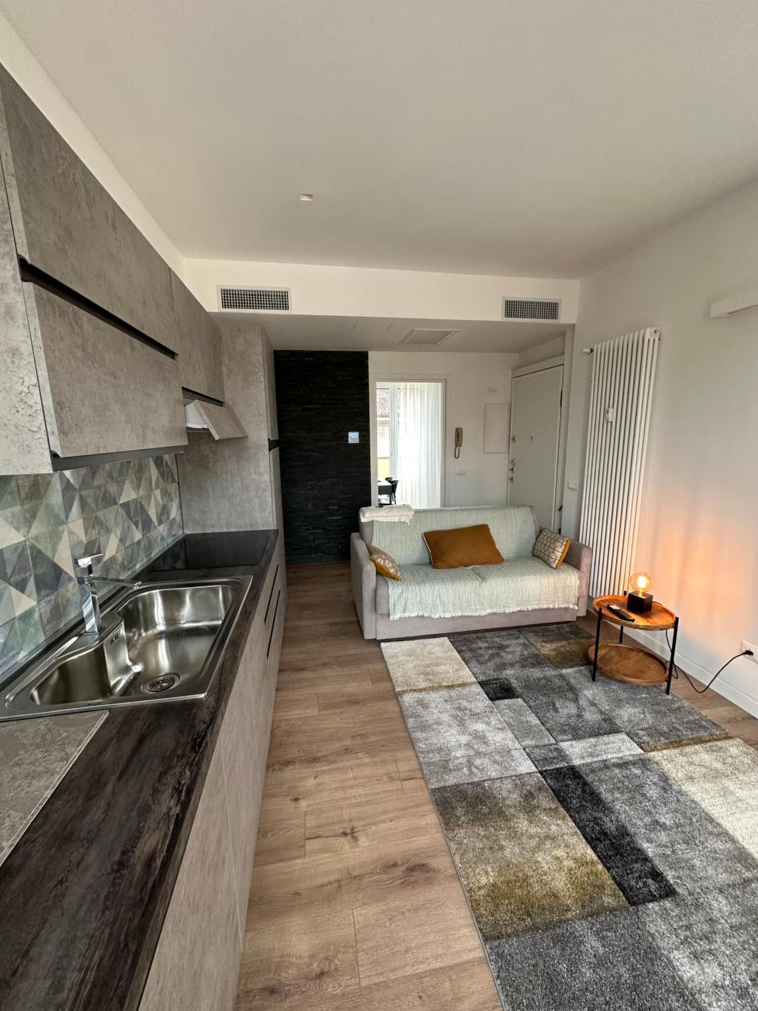 San Francesco Skyline Apartment Bergamo Bagian luar foto